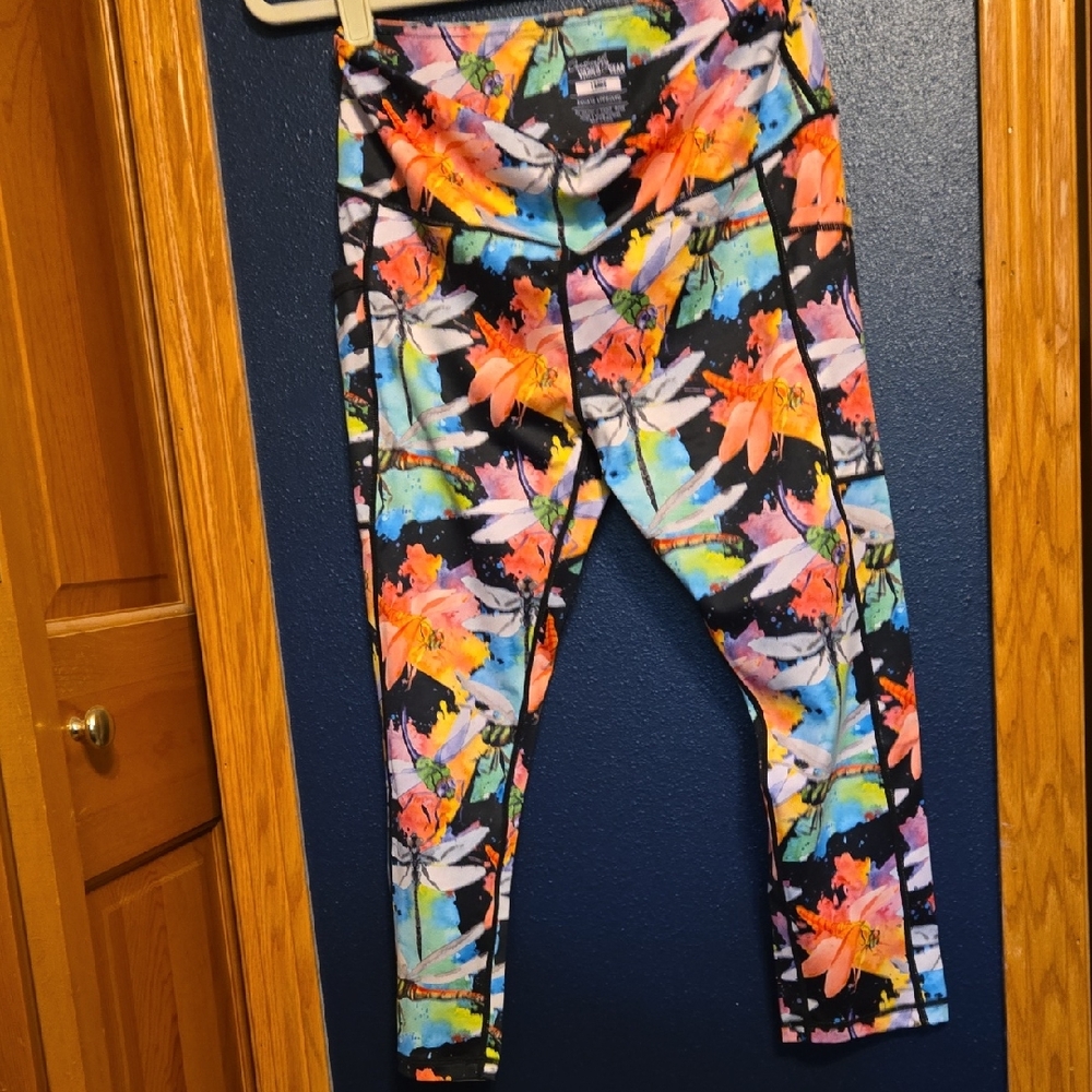 Retired Constantly Varied Gear Vibrant Floral Capris